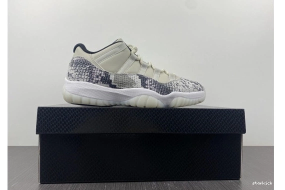 11 Snake Jordan Low CD6847-002 Retro Light CD6847-002 Bone 0207